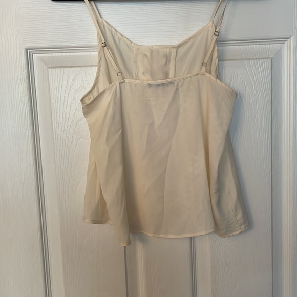 Cream tank top - Picture 2 of 2